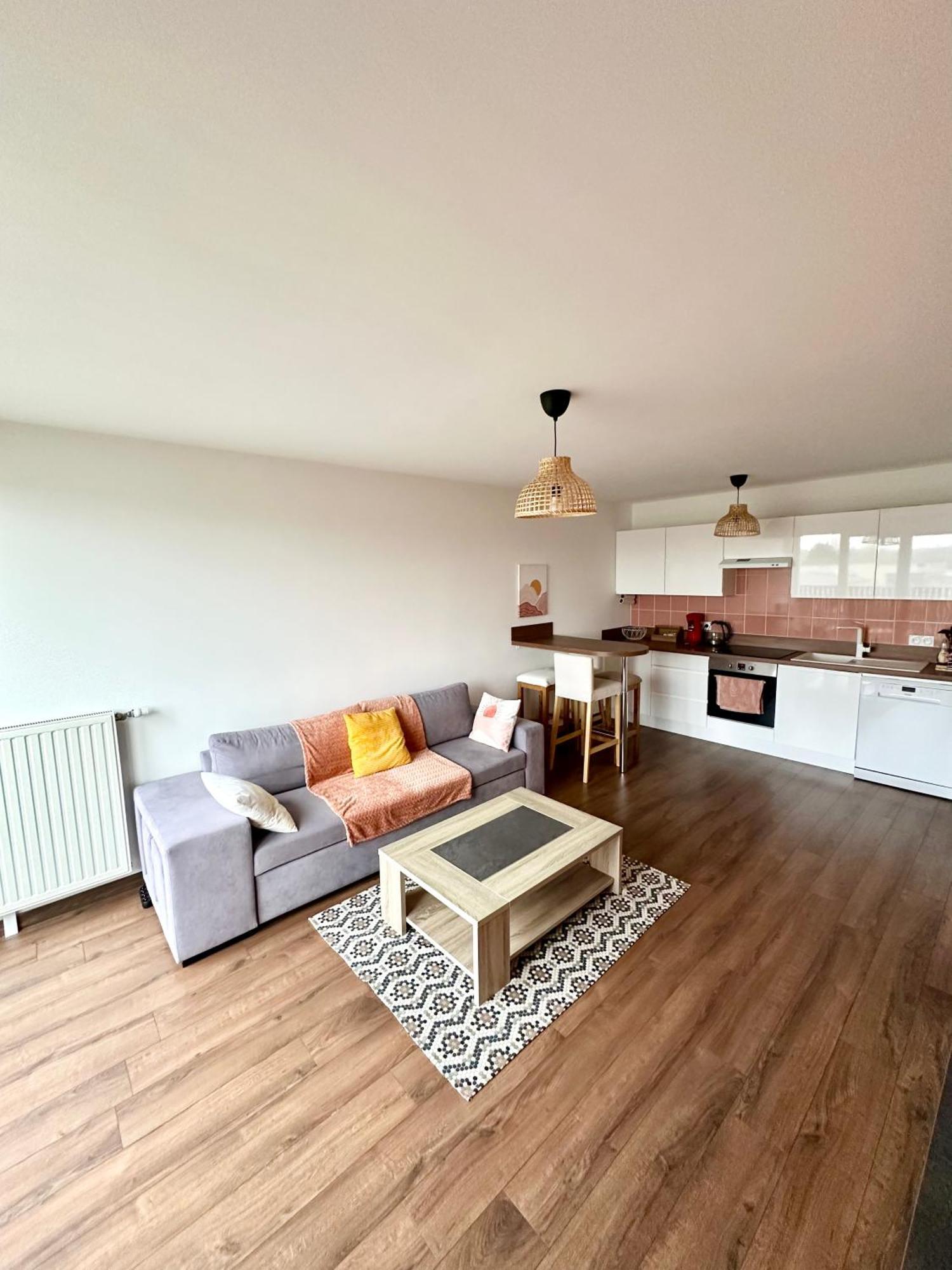 Appartement Chaleureux - Meaux Exteriör bild