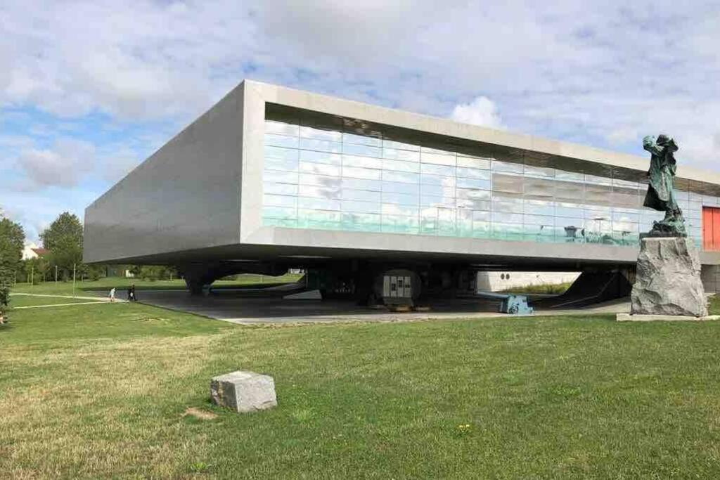 Appartement Chaleureux - Meaux Exteriör bild